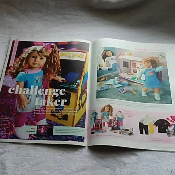 American Girl November 2021 catalog - Picture 4 of 6